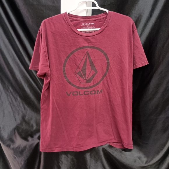 Volcom Burgundy Cotton Tee - Picture 1 of 13